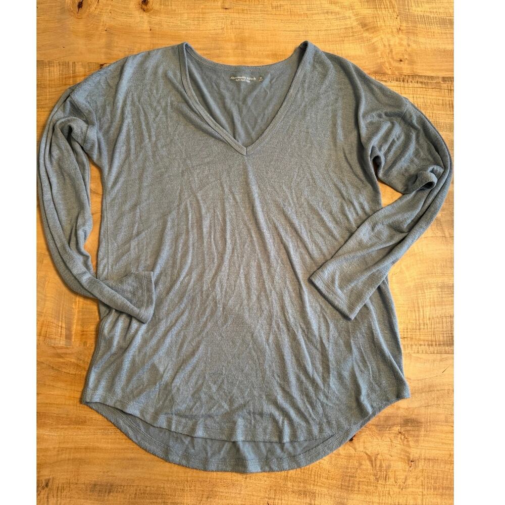 Abercrombie Soft A&F Cozy Gray V-Neck Lounge Top Shirt Size Medium